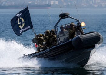 Τουρκία: Στέλνει 2.000 καταδρομείς απέναντι από τη Σάμο – Τουρκικά ΜΜΕ το συνδέουν με την επίσκεψη Μητσοτάκη στο Καστελλόριζο